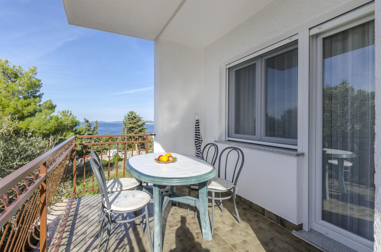 Apartments Karmela Primošten Екстериор снимка