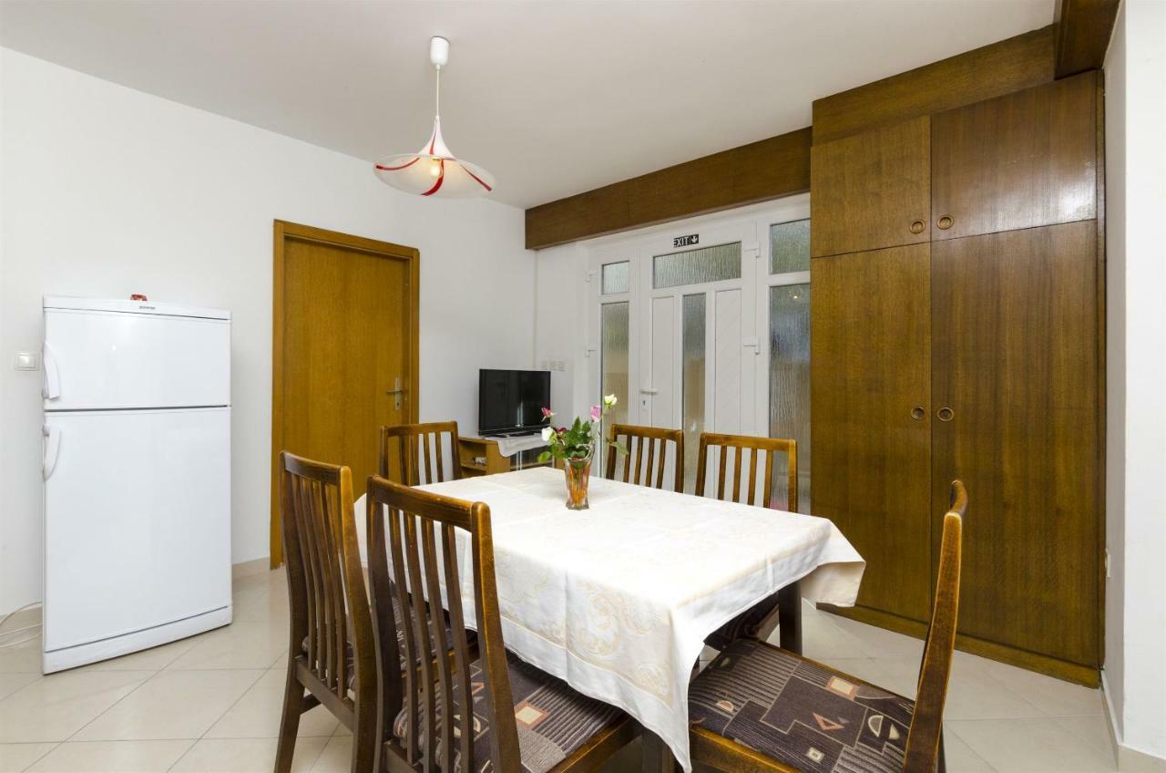 Apartments Karmela Primošten Екстериор снимка