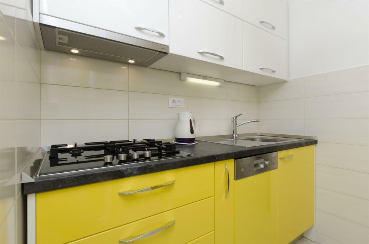 Apartments Karmela Primošten Екстериор снимка