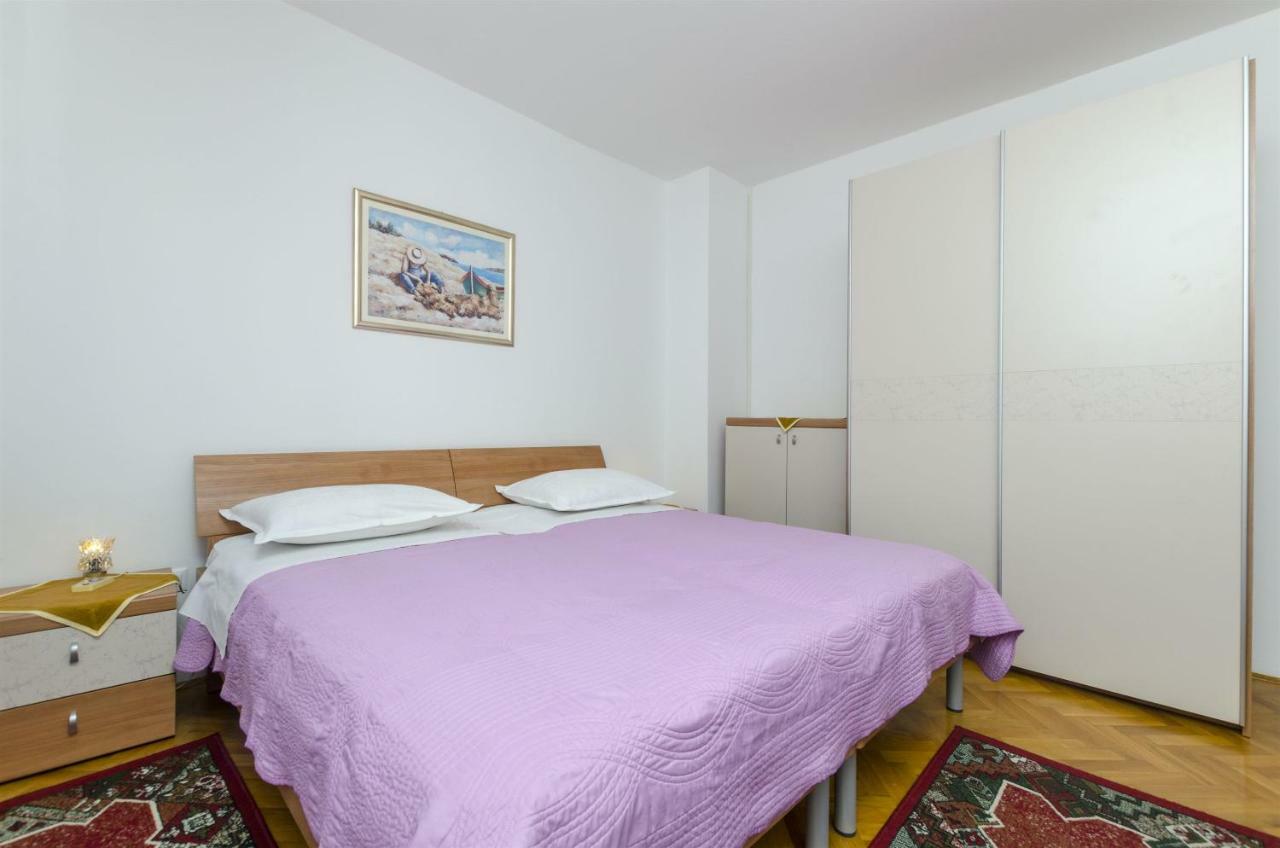Apartments Karmela Primošten Екстериор снимка