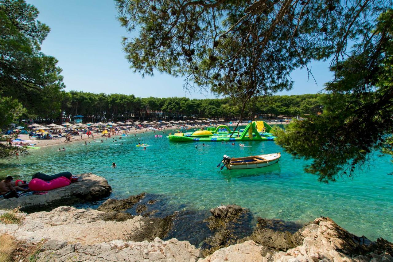 Apartments Karmela Primošten Екстериор снимка