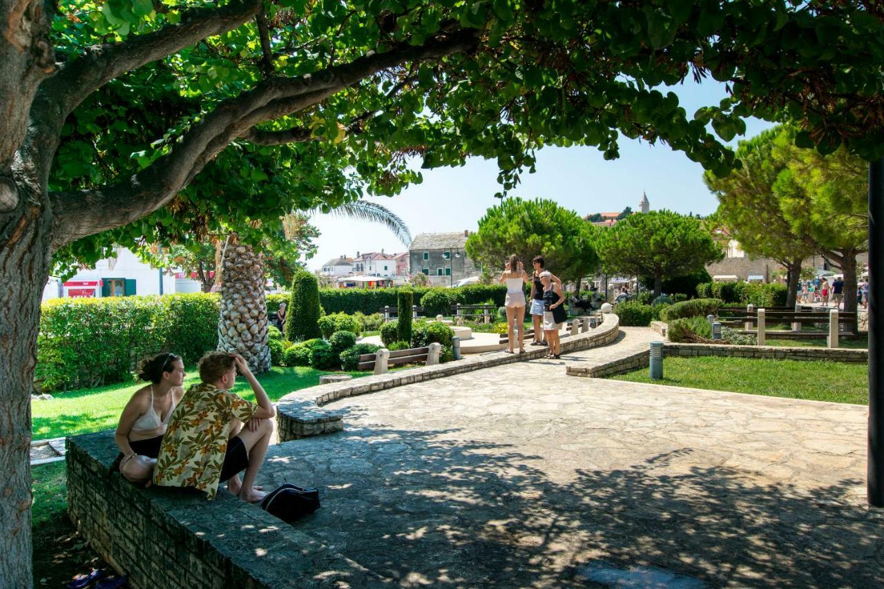 Apartments Karmela Primošten Екстериор снимка